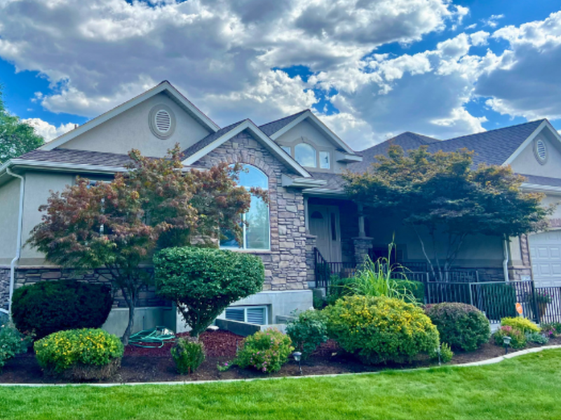 Garden Maintenance in Utah | Bee Garden Landscape